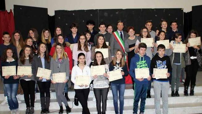 La scuola Taliercio premia i suoi alunni eccellenti