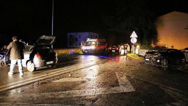Attimi di paura a Marcignana per lo scontro fra due auto