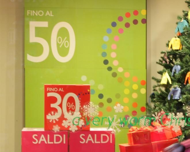 Saldi irregolari, una ventina di negozi multati a Livorno
