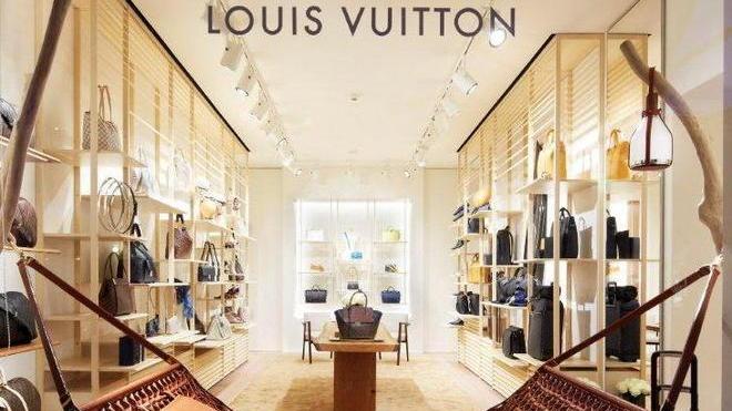 Louis Vuitton “congela” lo stabilimento a Fucecchio