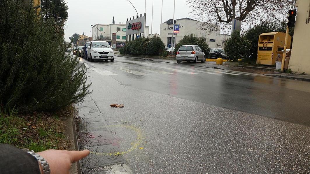 Investito da un’auto in via della Repubblica, gravissimo un anziano