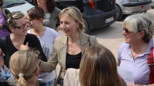 Mabro: stipendi garantiti C’è la cassa integrazione