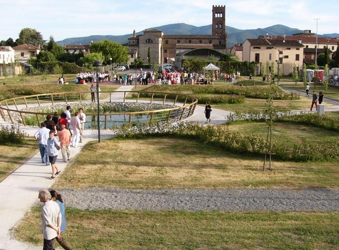 Nel parco di Capannori nasce un’area per i bimbi 