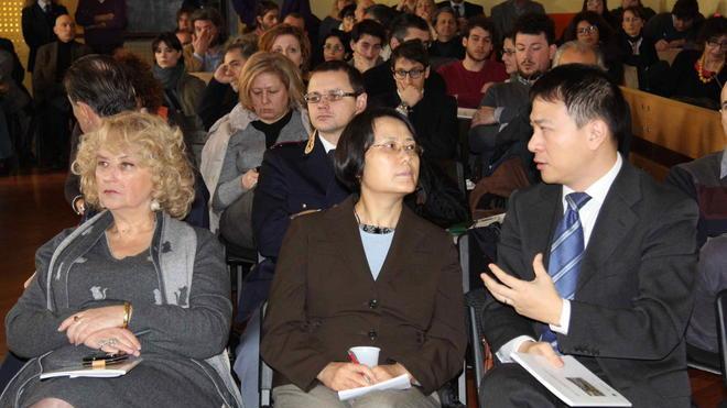 Sorpresa: secondo l'Irpet i cinesi irregolari di Prato sono al massimo 8.700