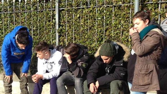 La mamma va sul posto e s’accascia per il dolore