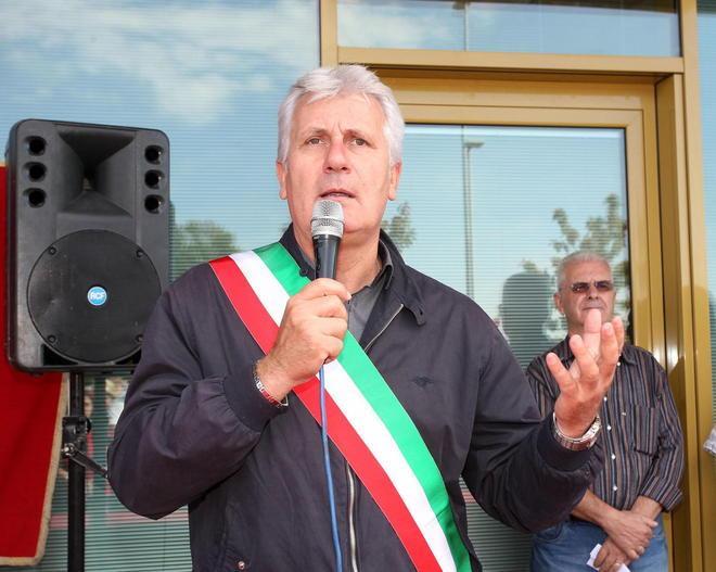 Molestie telefoniche al sindaco: denunciato 