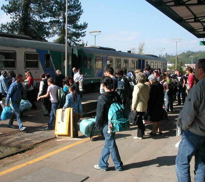 Incubo di nuovi tagli sulla Lucca-Aulla 