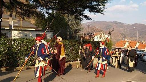 Dall’Aringa di Vernio i costumi per la Rivista del Buzzi