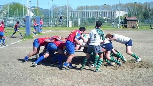 La palla ovale va in meta con il Bellaria