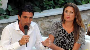 Il "gossip team" tenta di fermare la Juve Signorini: «Buffon-Seredova, è crisi»