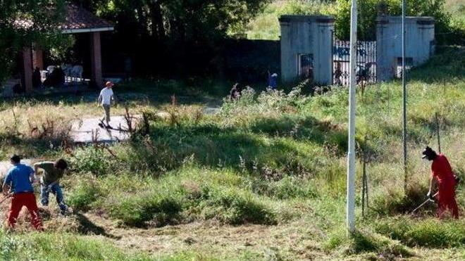 Madonne bianche, il sindaco denuncia i ragazzi
