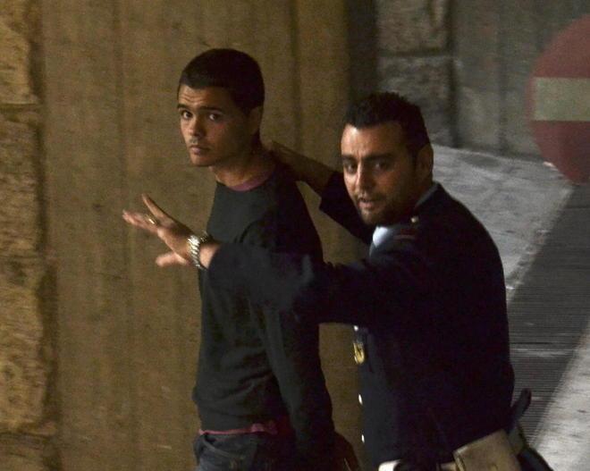 Aggressione ai carabinieri, Gorelli potrebbe non aver fatto tutto da solo 