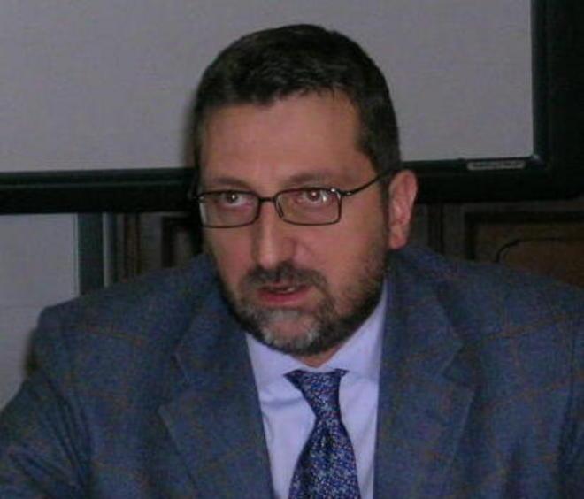 Multe al cimitero, il sindaco chiede lumi