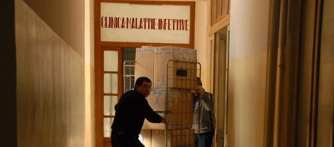 Malattie infettive, la direttrice porta il Mos in Tribunale
