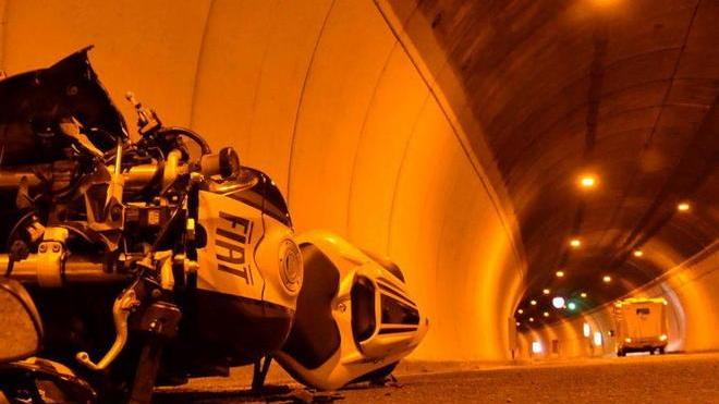Incidente nel tunnel dei pericoli