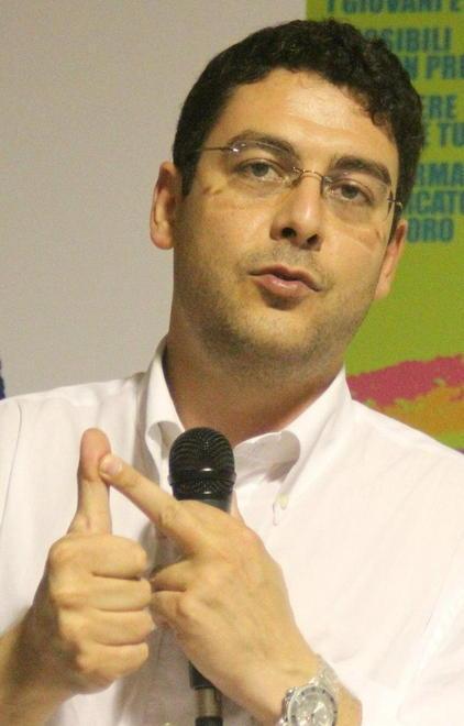 I filo-De Filicaia a Ruggeri «Passi l’esame dei circoli» 