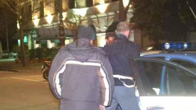 Accoltellò un operaio, identificato dalla Mobile