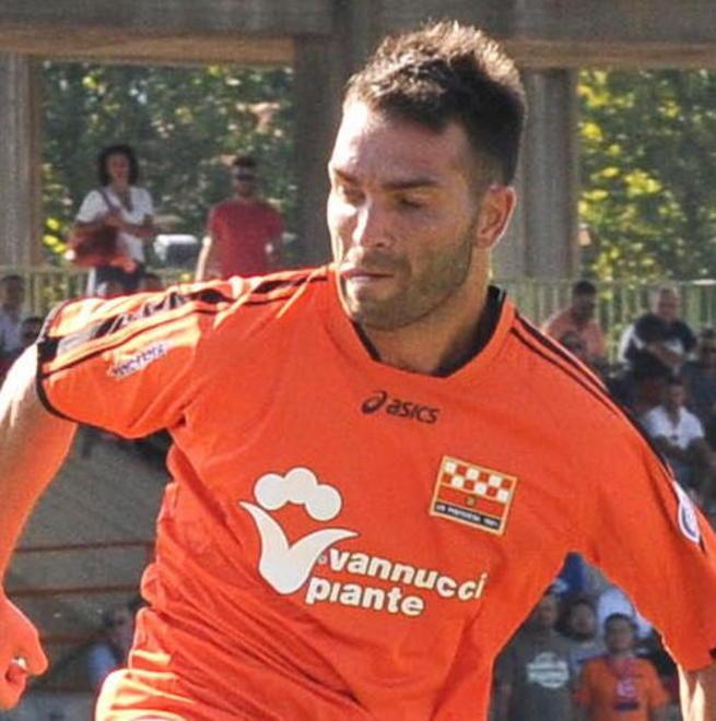 Bomber Peluso interrompe il digiuno e lascia quota 10 gol