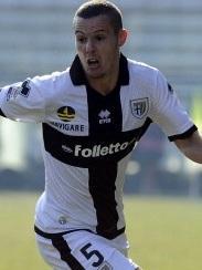 In arrivo ci sono Mesbah e Olivera 