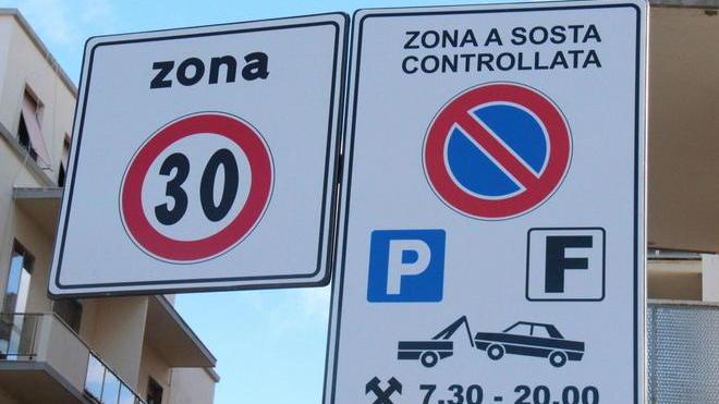 Posti a pagamento: così a Fabbricotti la lettera sarà inutile