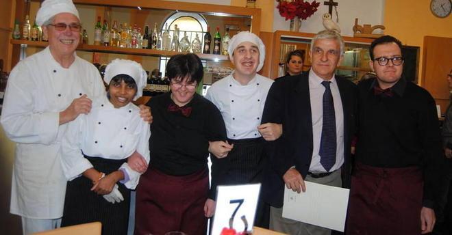 Quando pelare patate e servire a tavola fa sentire importanti 