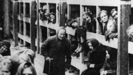 Studenti sulla scena per raccontare ancora l’orrore della Shoah