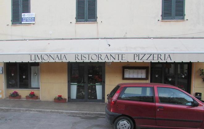 Aggredì l’ex genero, va ai domiciliari 