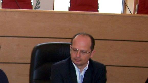 Il sindaco: “Il ministro a Porto Torres è solo campagna elettorale” 