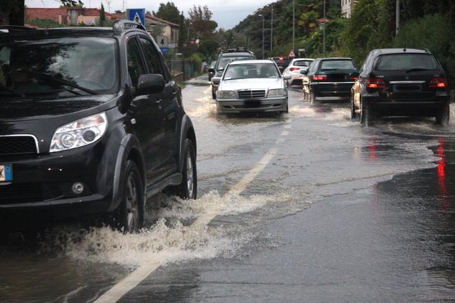 Pioggia: allerta meteo fino alla mezzanotte di venerdì in tutta la provincia di Lucca 