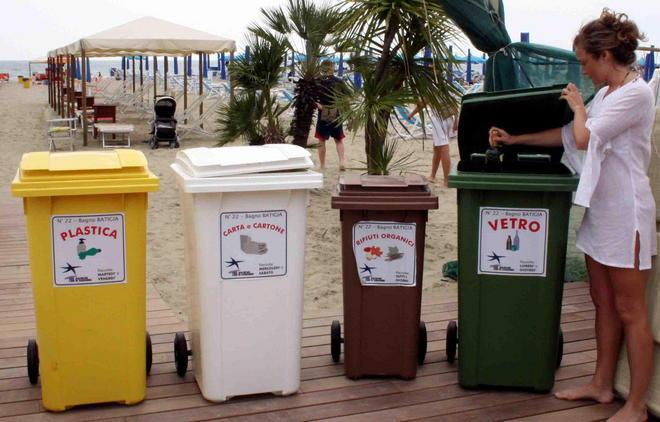 La differenziata senza burocrazia farebbe risparmiare 