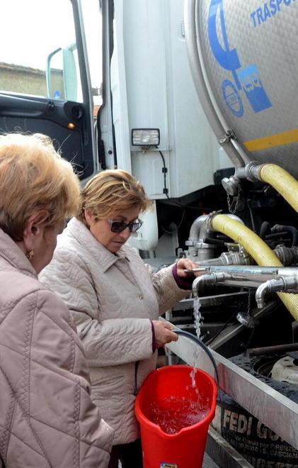 Rubinetti a secco per un guasto alla rete idrica 