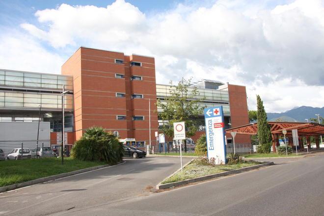 Sosta in ospedale, a pagamento quasi 300 posti auto 