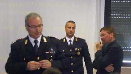 Studenti a lezione di guida sicura