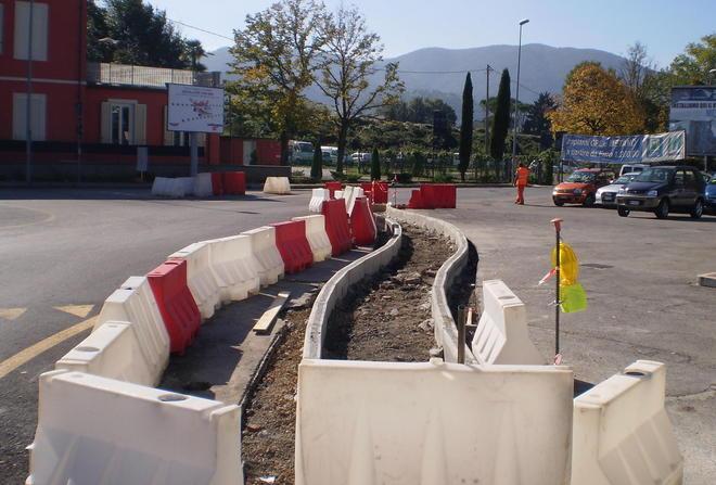 «La rotonda crea traffico e smog» 