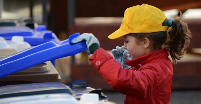 Rifiuti: 812 bambini a scuola di raccolta differenziata 