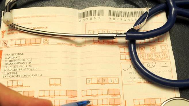 Bandite le ricette fatte a mano caccia ai medici poco tecnologici