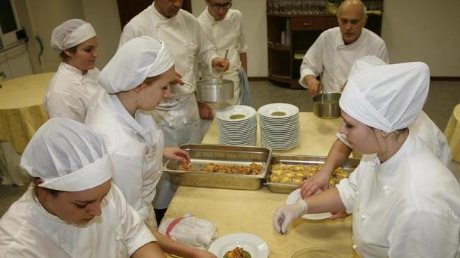 Gli studenti dell’alberghiero cucinano i prodotti del Parco
