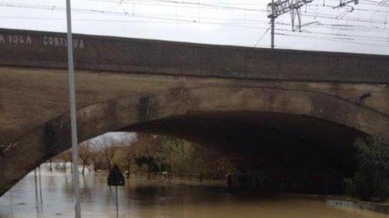Protezione civile: dopo i 9 metri di altezza il fiume rientra a 5