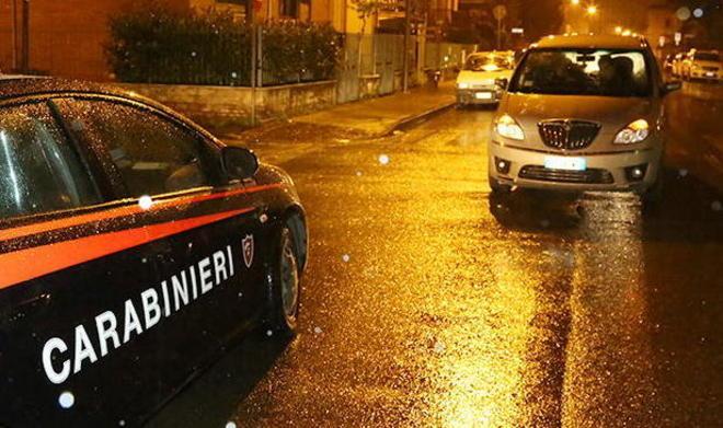 Auto investe un pedone paura per un sessantenne