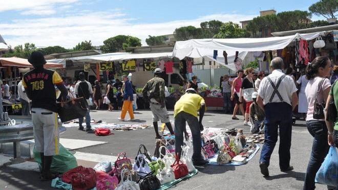 Sequestrate casse di verdura, multata parrucchiera aperta di domenica