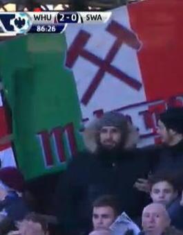 Un carrarese leader dei tifosi del West Ham 