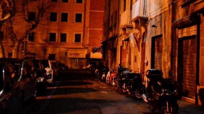 Donna picchiata, interviene la polizia