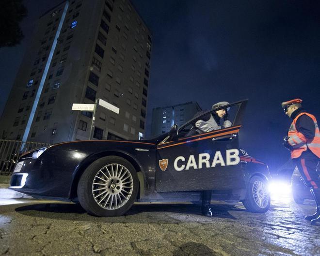 Simula una rapina: denunciato 