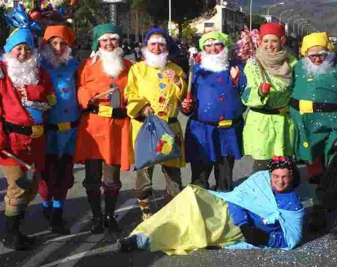 Corse mascherate e calcianti c’è il Carnevale di Galcetello 