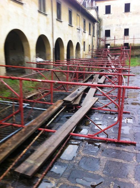 Maltempo, nuovi crolli alla fattoria Medicea - Foto, quel che resta dell'edificio