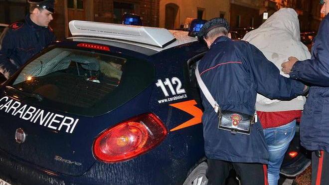 Topi d’appartamento presi dai carabinieri subito dopo il colpo