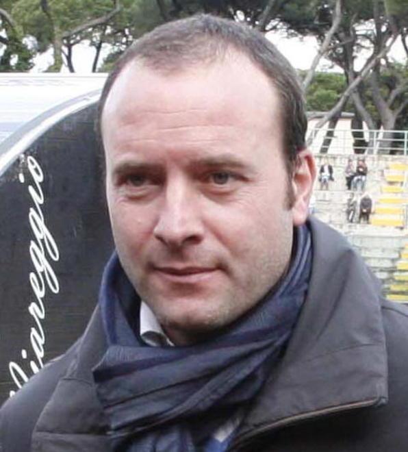 Bimbi, atleti e vecchi eroi insieme per il via al Torneo 