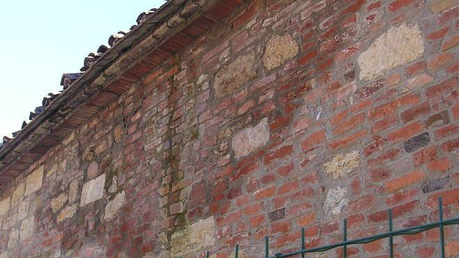 «Mura fradice», allarme al Petriolo
