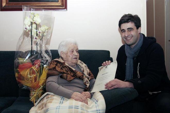 Tanti auguri a nonna Filomena: ha compiuto 100 anni 