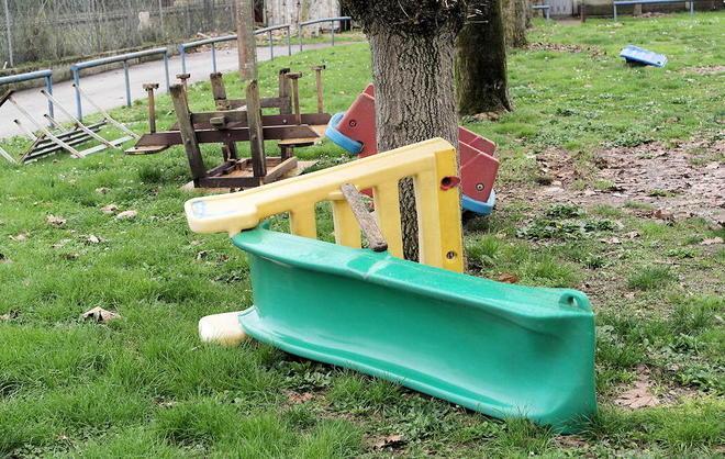 Devastato il parco Robinson a Putignano 